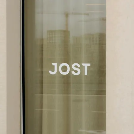 Jost Centre St Roch